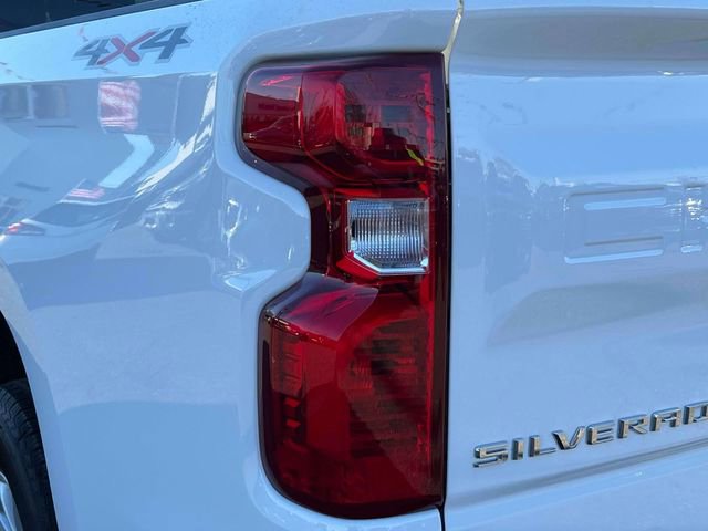 Certified 2025 Chevrolet Silverado 1500 LT w/ Protection Package AWD/4WD image 12
