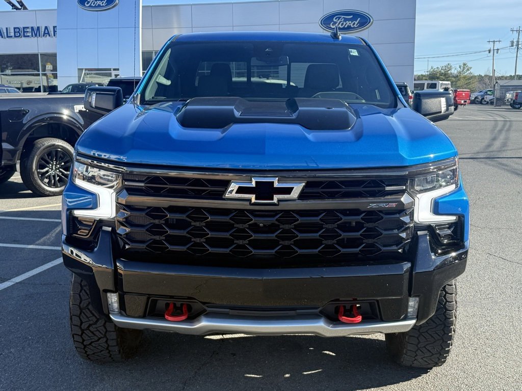 Used 2022 Chevrolet Silverado 1500 ZR2 image 9