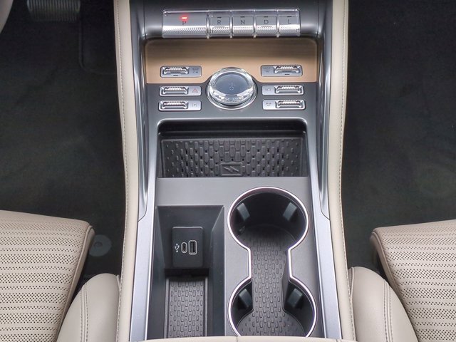 Used 2025 Lincoln Nautilus Reserve image 19