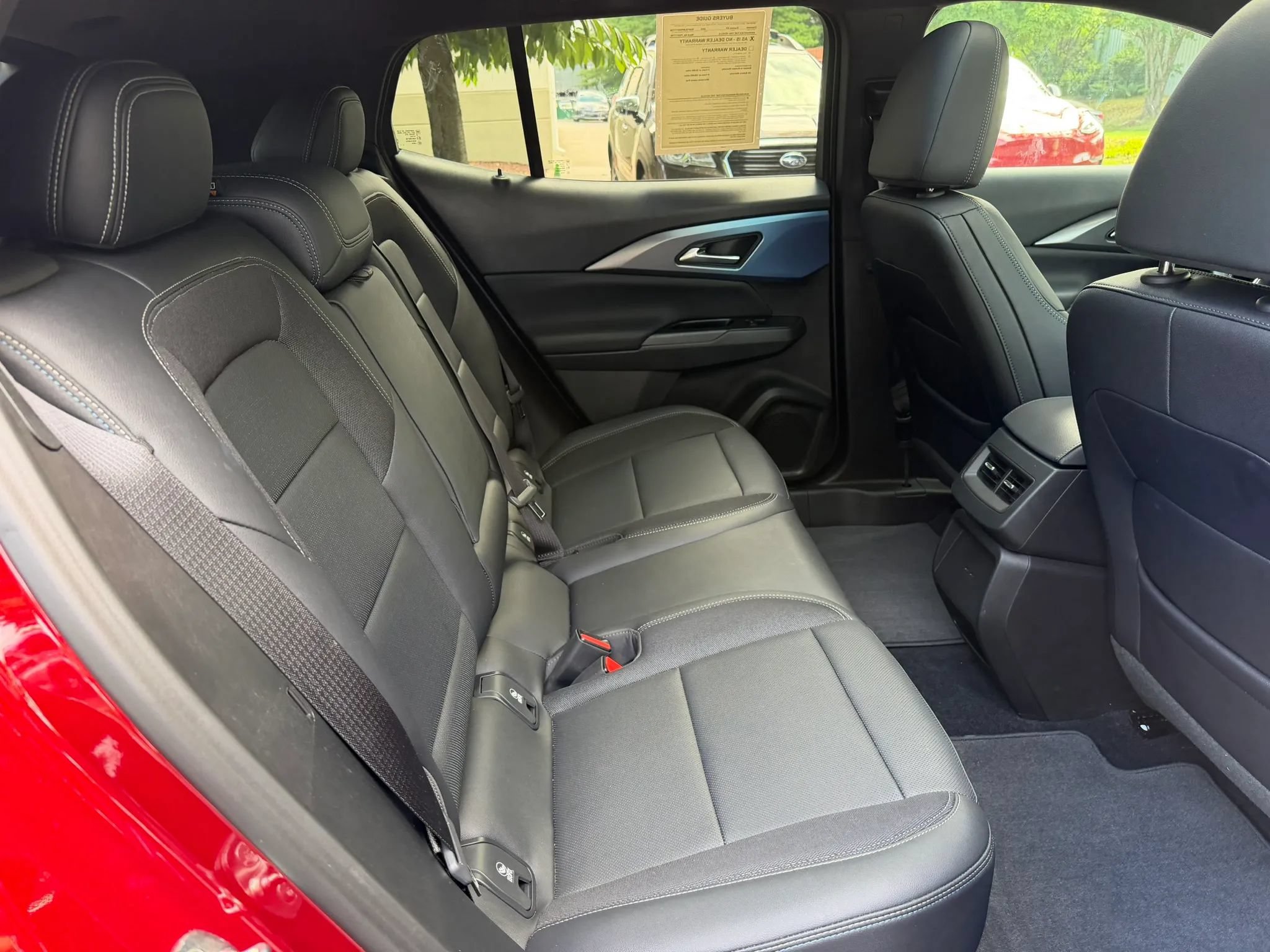 Used 2025 Chevrolet Equinox EV LT w/ Convenience Package FWD image 19