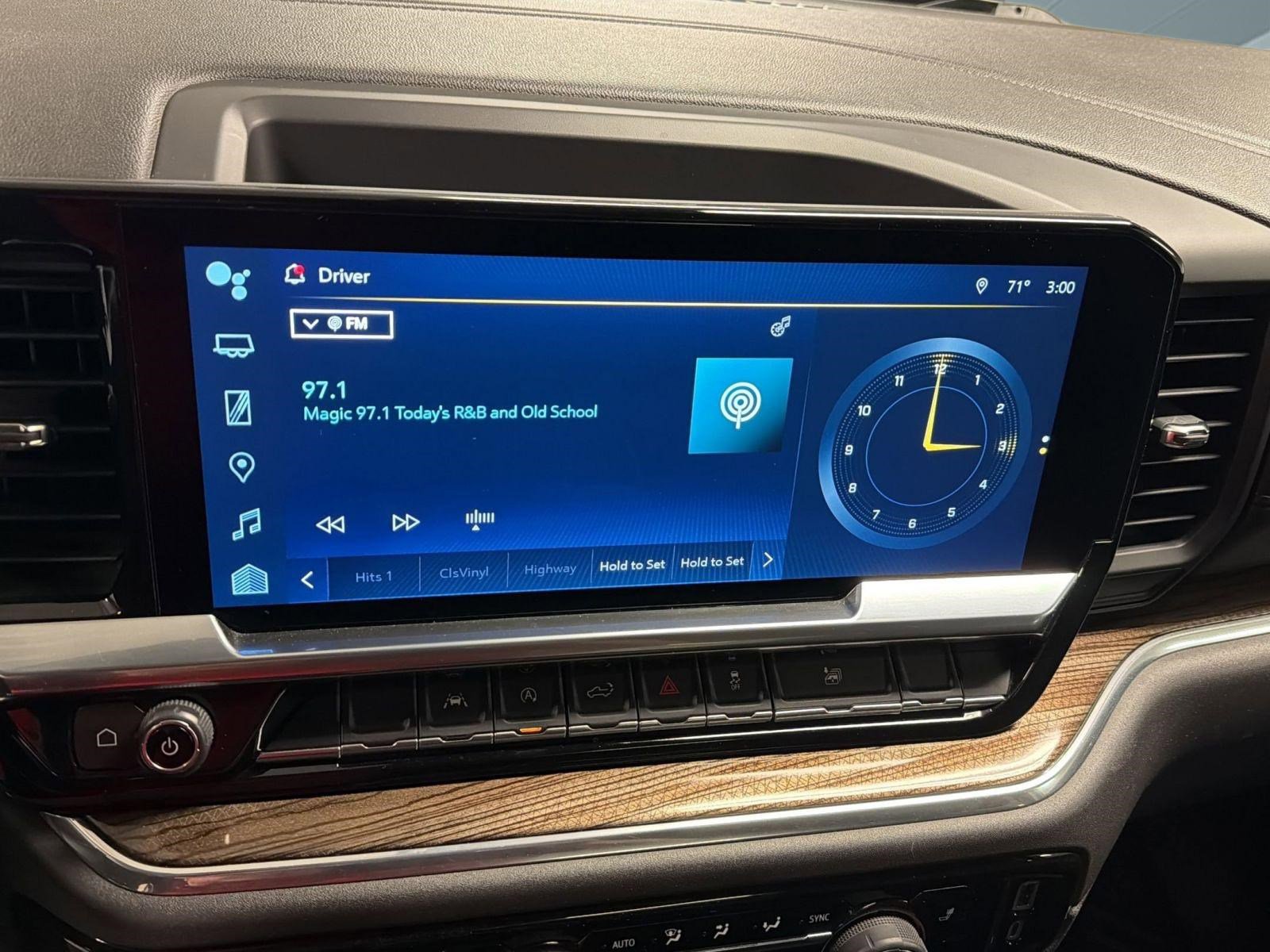 Used 2023 Chevrolet Silverado 1500 LT image 24