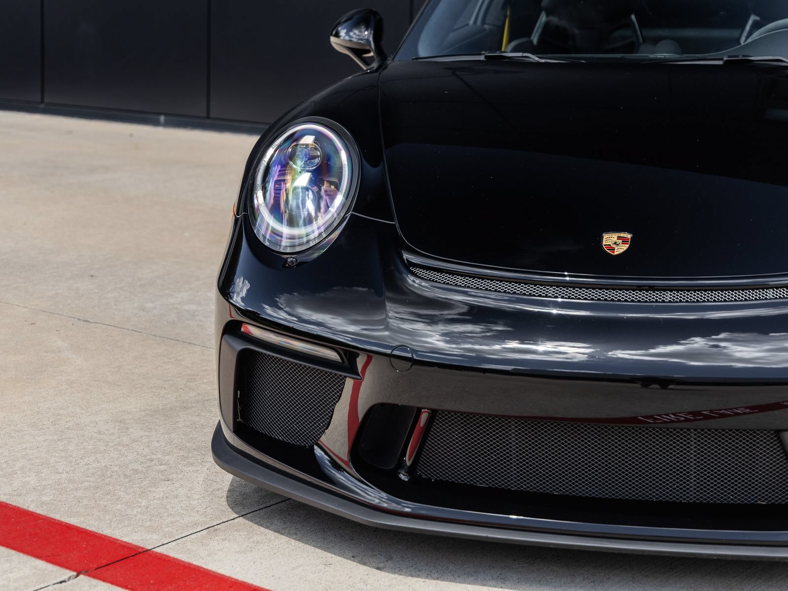 Certified 2018 Porsche 911 GT3 RWD image 24