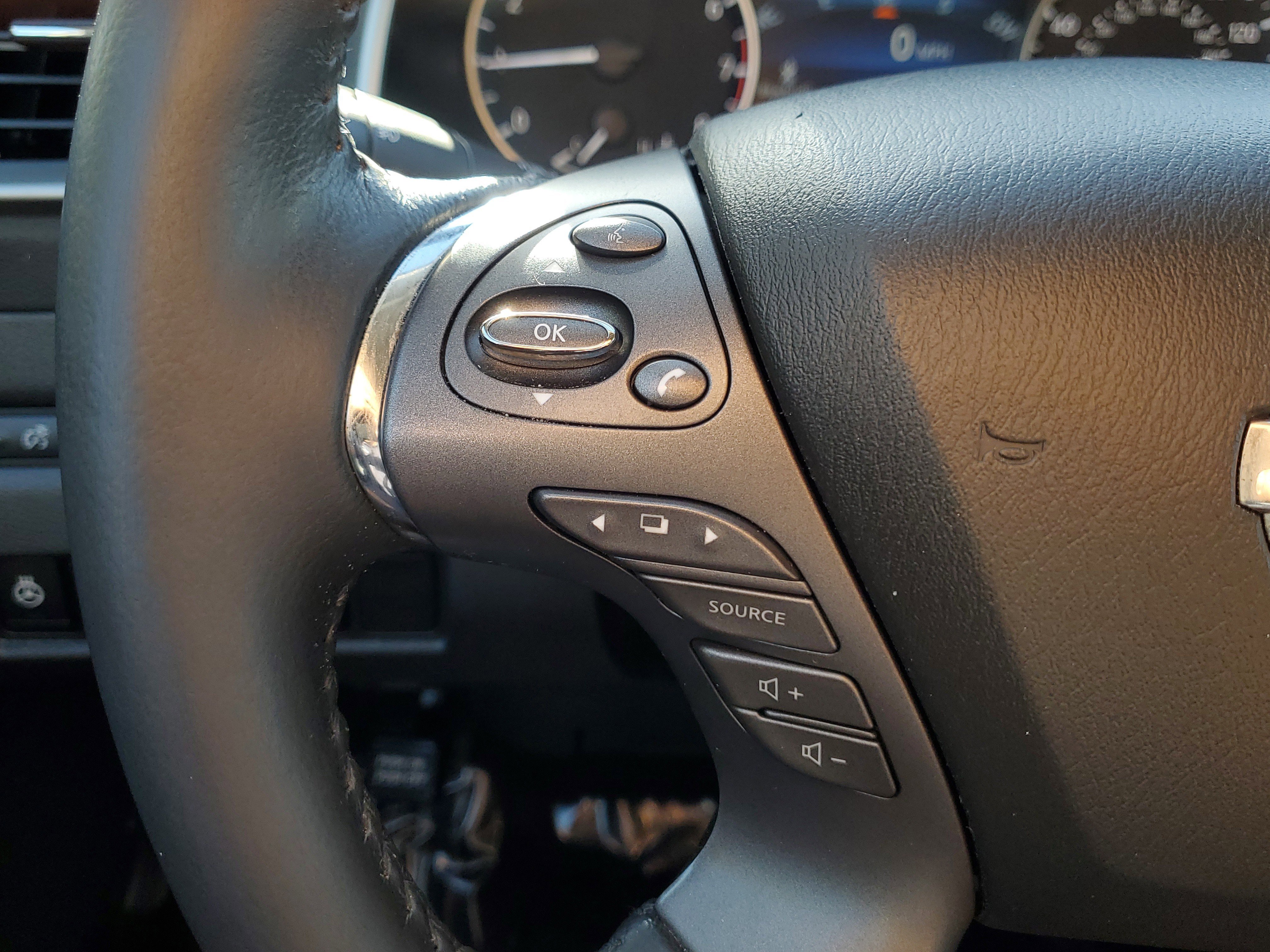 Used 2022 Nissan Murano SL image 25