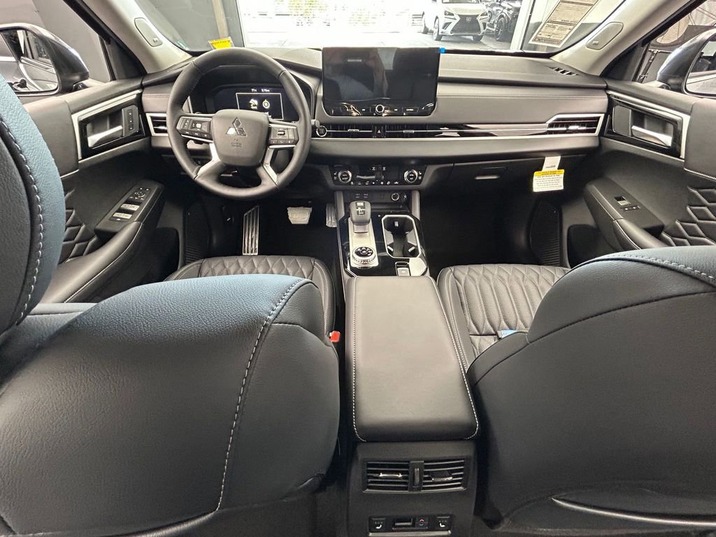 New 2026 Mitsubishi Outlander SEL FWD image 43