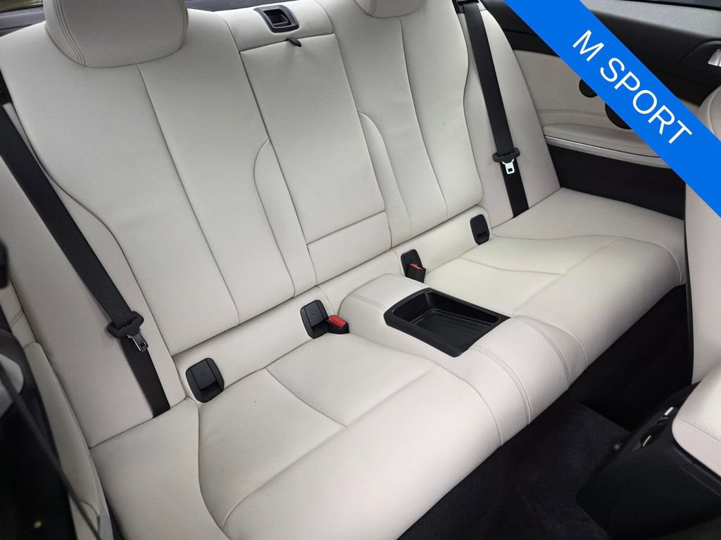Used 2020 BMW 430i Coupe w/ M Sport Package RWD image 26