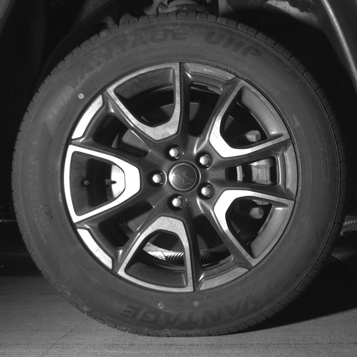 Used 2025 Jeep Compass Trailhawk image 13