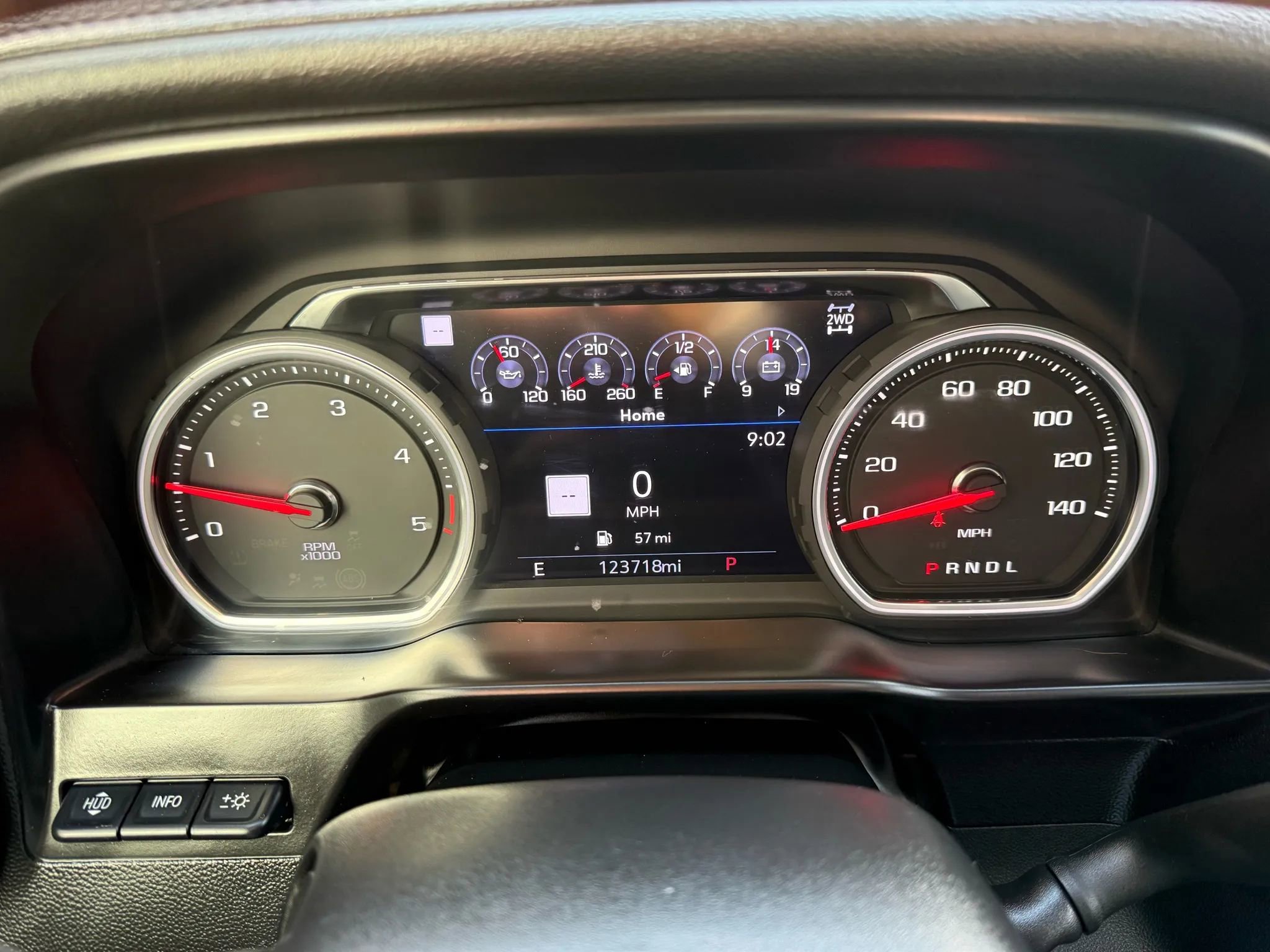 Used 2020 Chevrolet Silverado 2500 High Country w/ Technology Package image 18