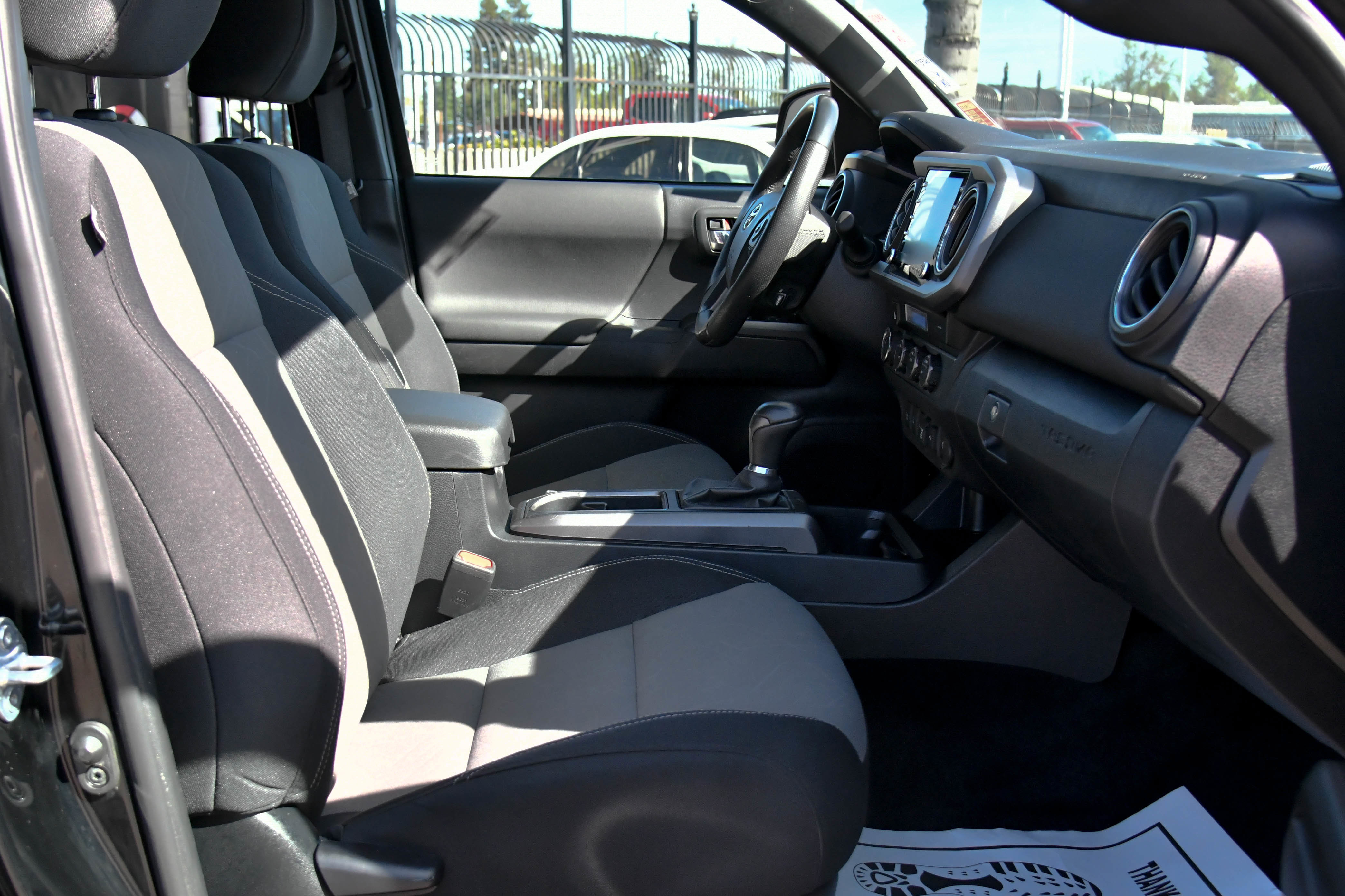 Used 2023 Toyota Tacoma TRD Off-Road w/ Technology Package image 43