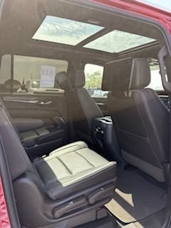 Used 2021 GMC Yukon XL Denali w/ Denali Premium Package AWD/4WD image 21