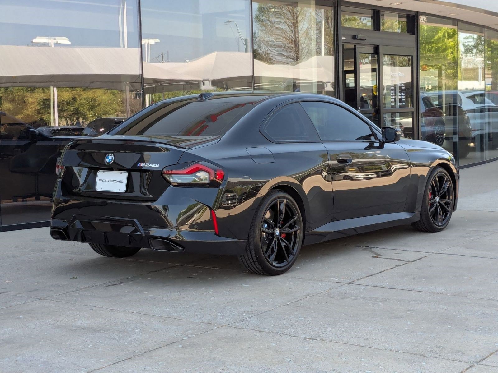 Used 2025 BMW M240i Coupe w/ Premium Package image 9