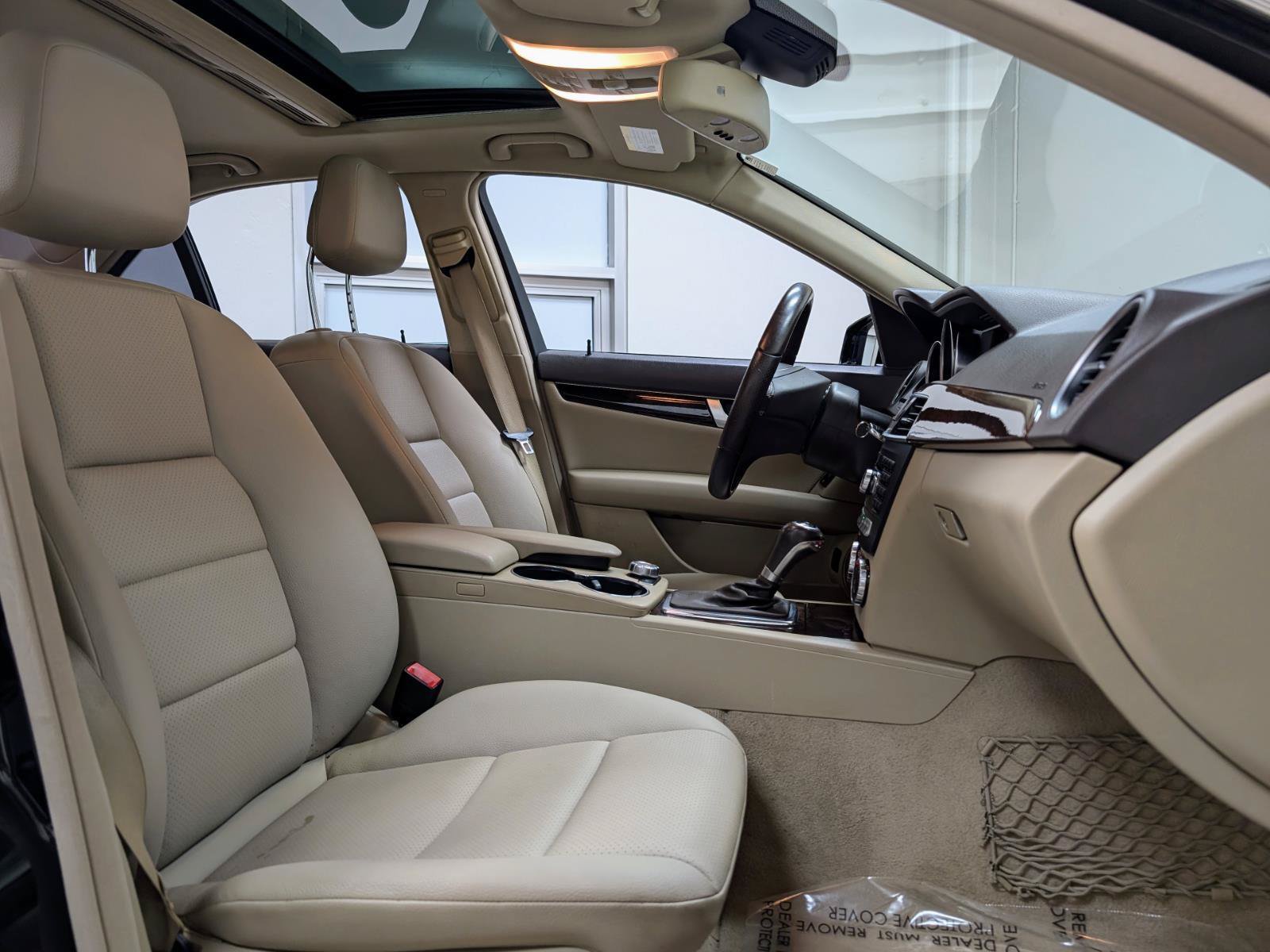 Used 2013 Mercedes-Benz C 300 4MATIC Sedan image 22
