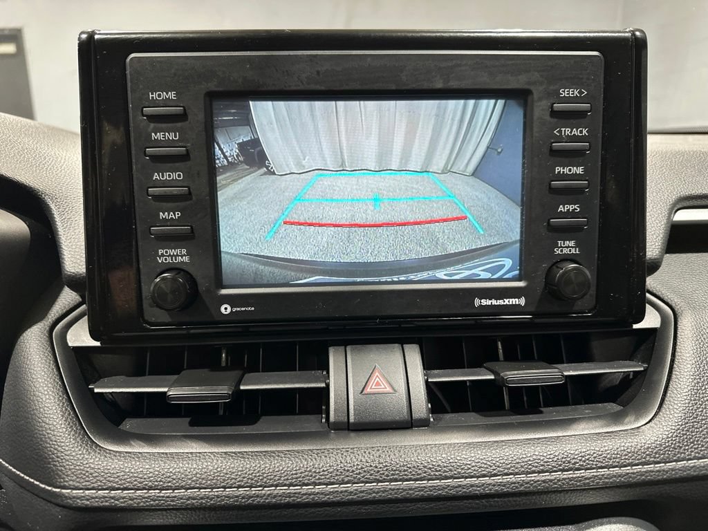 Used 2020 Toyota RAV4 XLE w/ Convenience Package AWD/4WD image 10