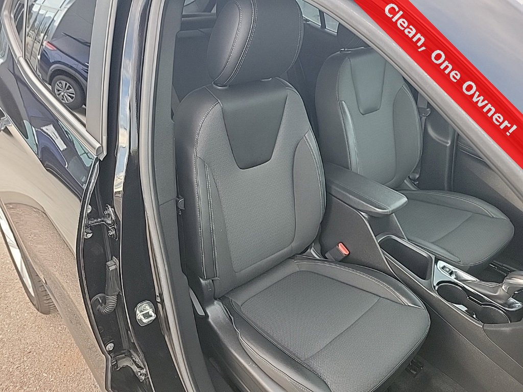 Used 2023 Buick Encore GX Preferred w/ Cold Weather Comfort Package image 38