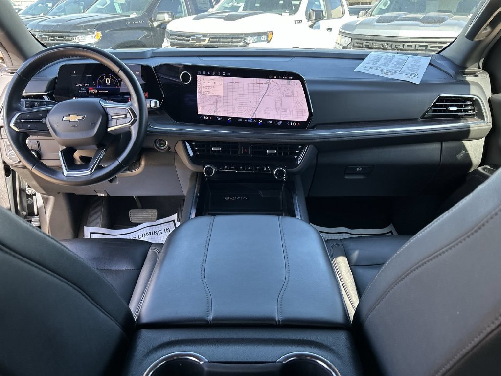 Certified 2025 Chevrolet Suburban LT AWD/4WD image 18