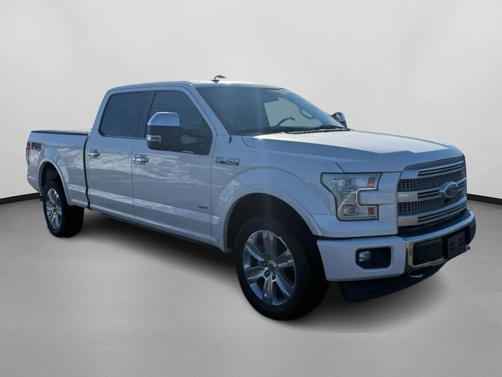 Used 2017 Ford F150 Platinum w/ Equipment Group 701A Luxury image 48