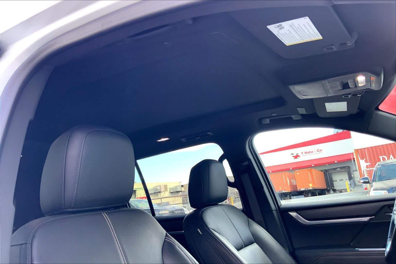 Used 2024 GMC Acadia Elevation w/ Luxury Package FWD image 30