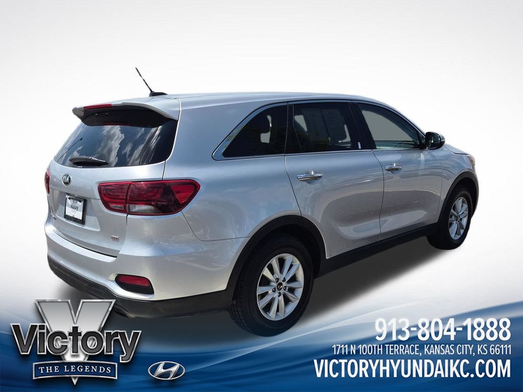 Used 2019 Kia Sorento L FWD image 5