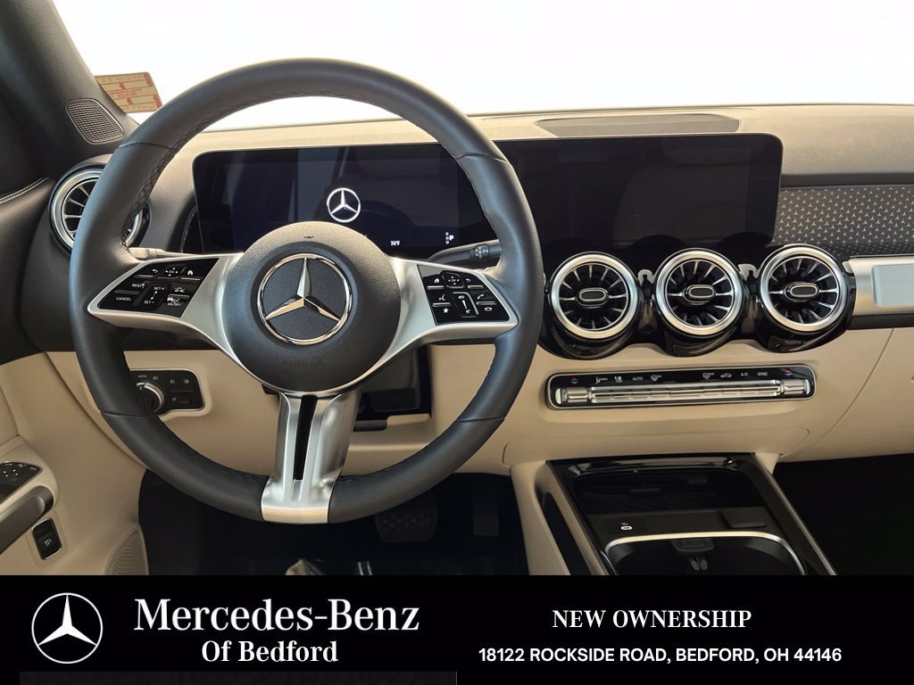 Used 2026 Mercedes-Benz GLB 250 4MATIC image 23