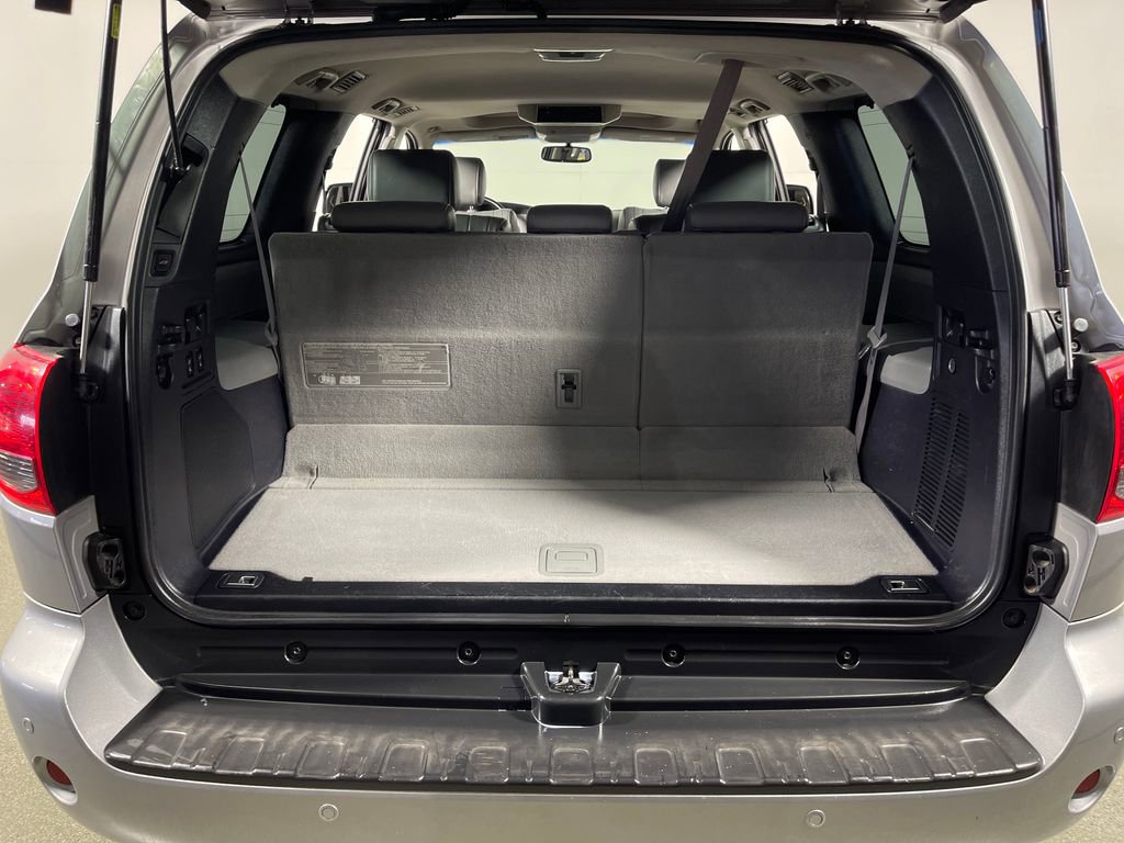 Used 2008 Toyota Sequoia Platinum image 10