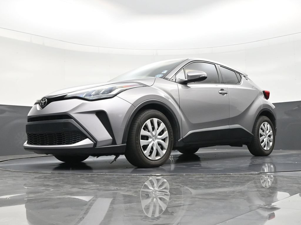 Used 2020 Toyota C-HR LE FWD image 20