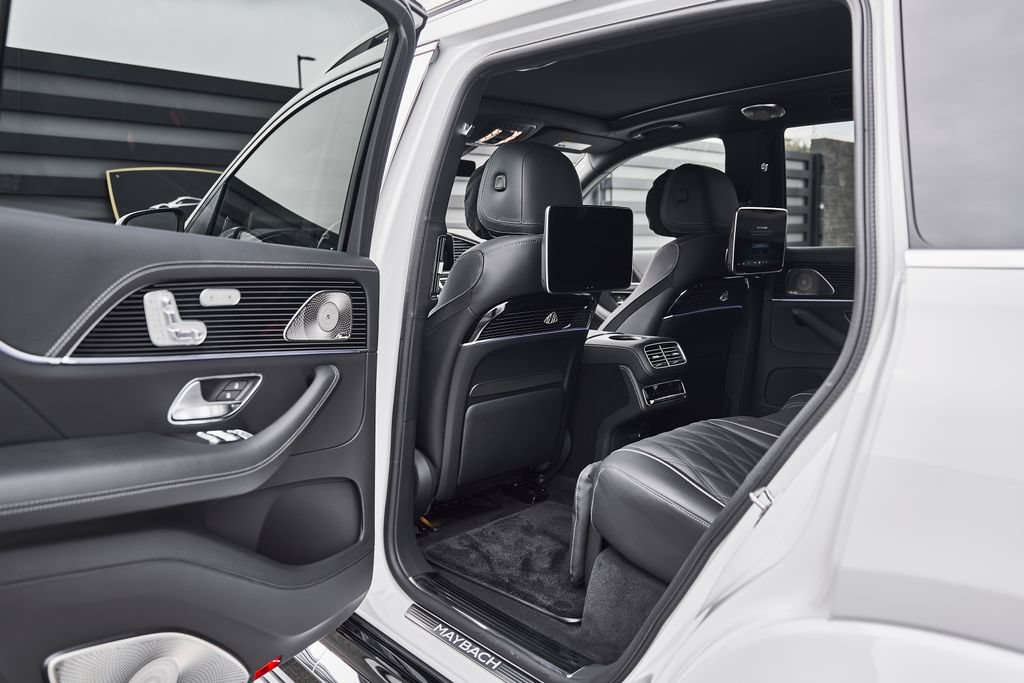 Used 2026 Mercedes-Benz Maybach GLS 600 4MATIC image 26