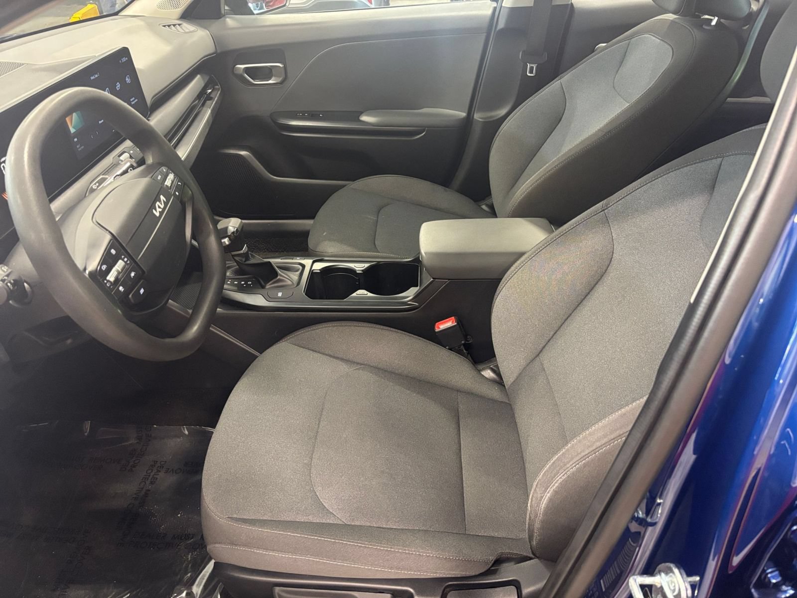 Used 2025 Kia K4 FWD image 34