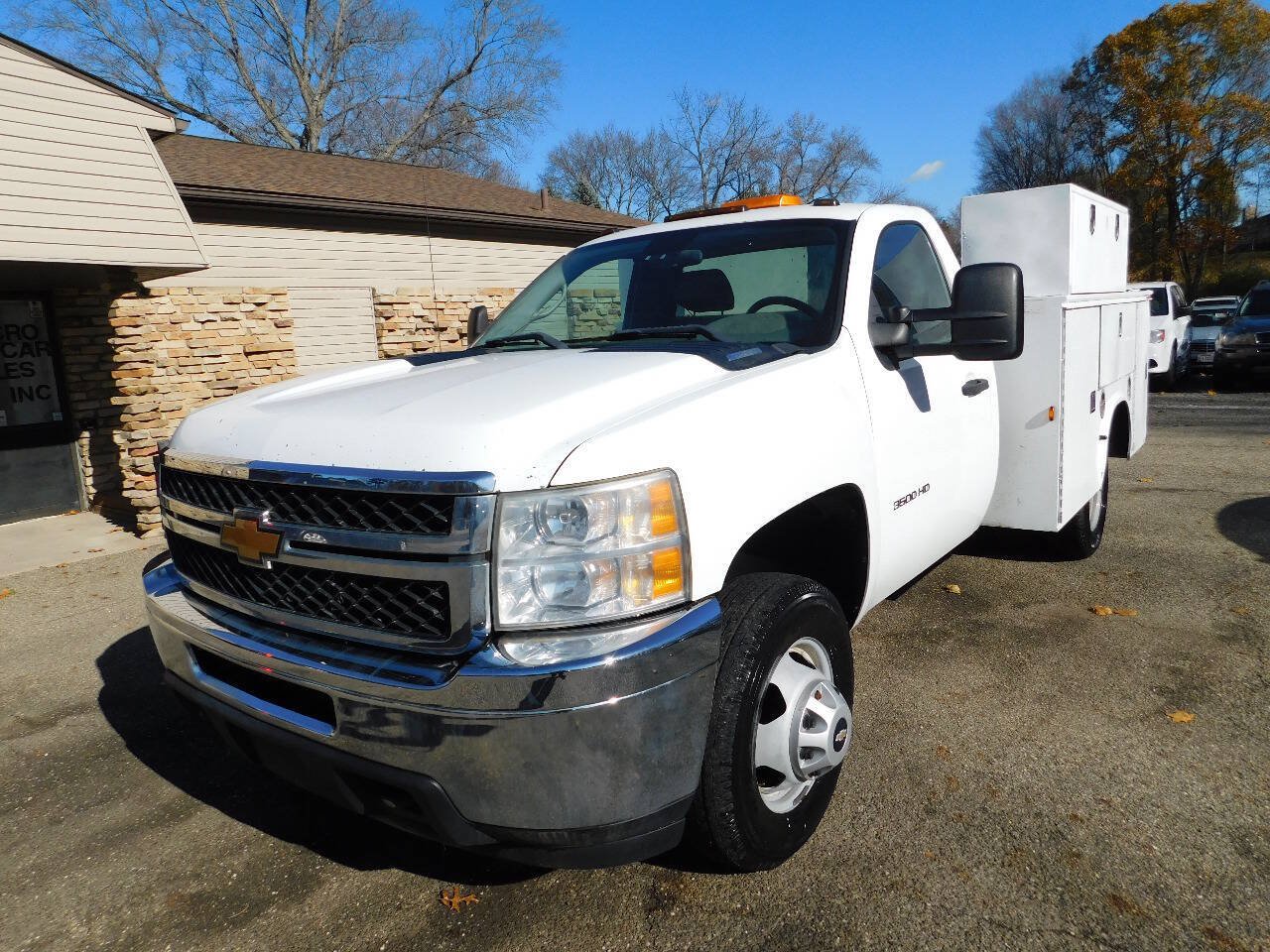 Used 2012 Chevrolet Silverado 3500 W/T RWD image 4