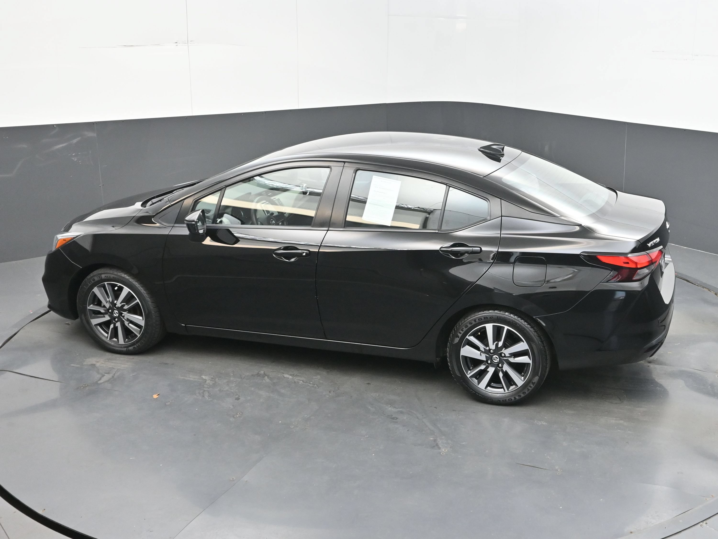 Used 2021 Nissan Versa SV FWD image 34