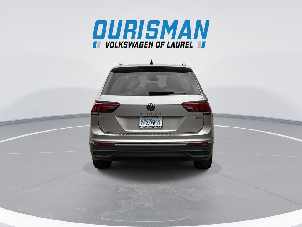 Used 2023 Volkswagen Tiguan SE AWD/4WD image 7