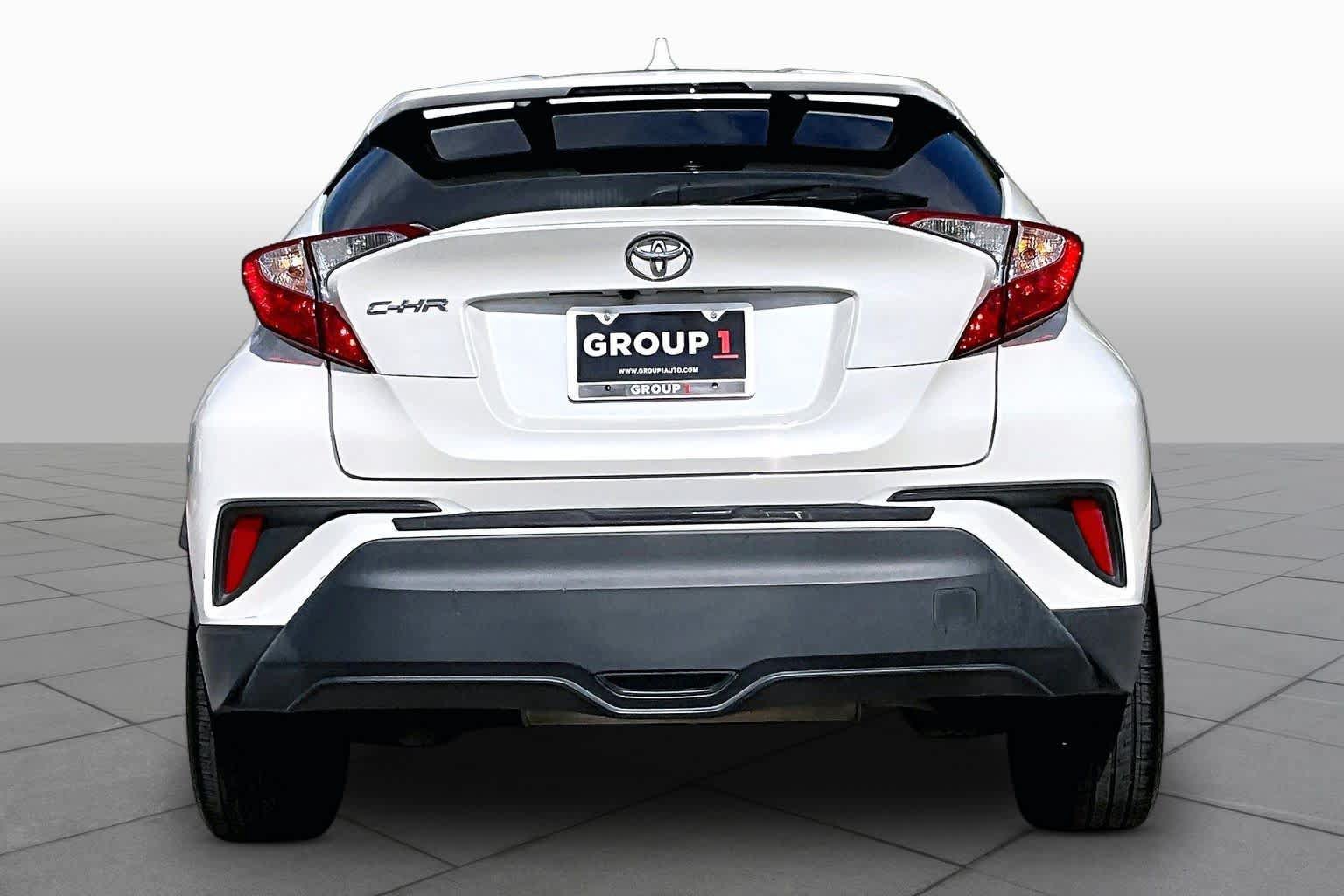 Used 2019 Toyota C-HR LE FWD image 5