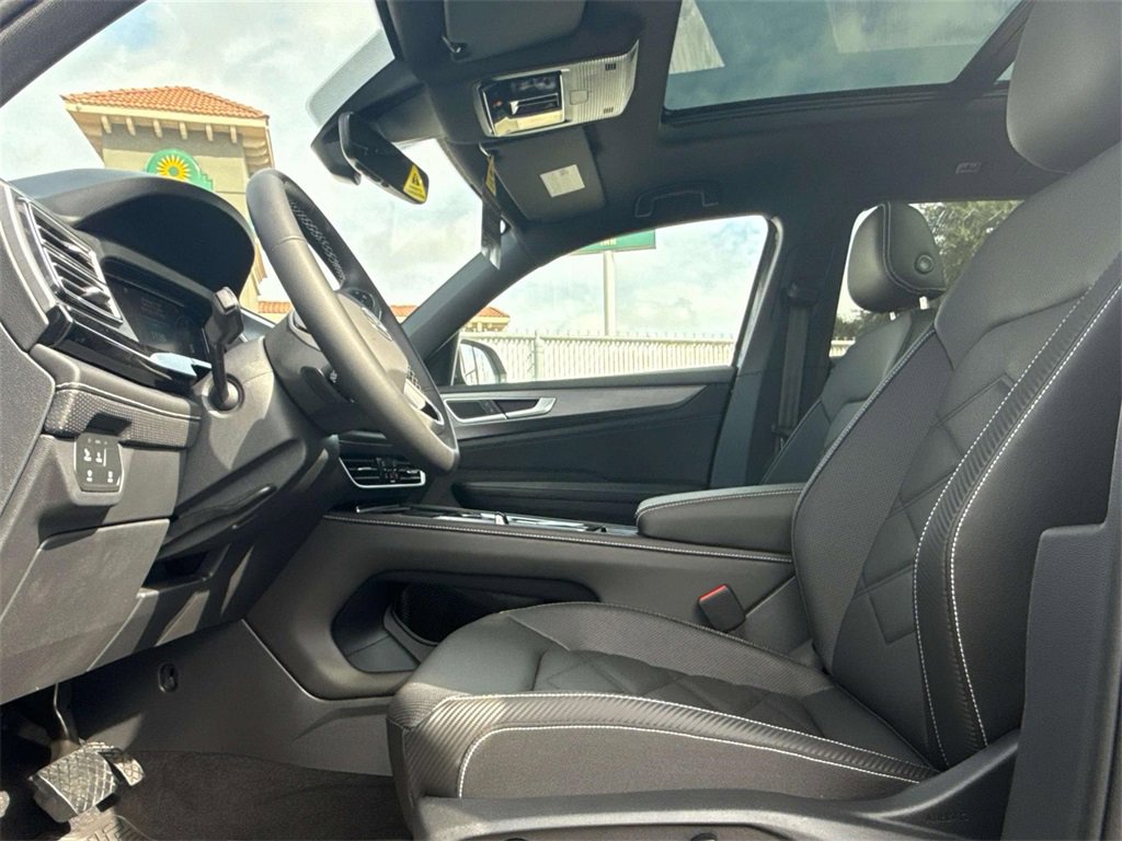 New 2026 Volkswagen Atlas Cross Sport SE image 10