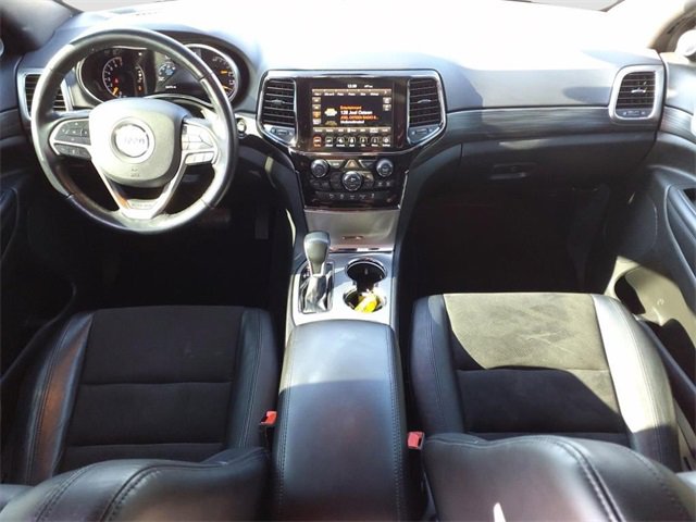 Used 2021 Jeep Grand Cherokee Laredo X image 9