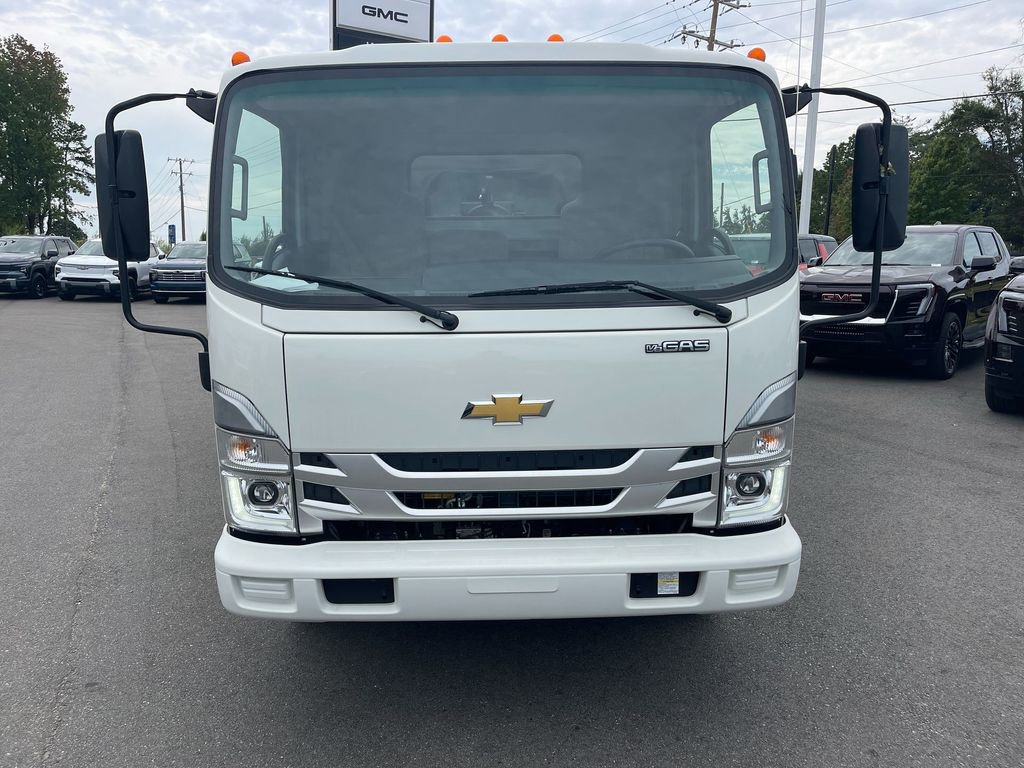 Used 2024 Chevrolet Low Cab Forward RWD image 8