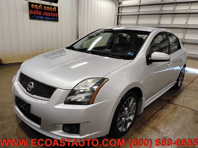 Used 2011 Nissan Sentra SE-R Spec V FWD image 4
