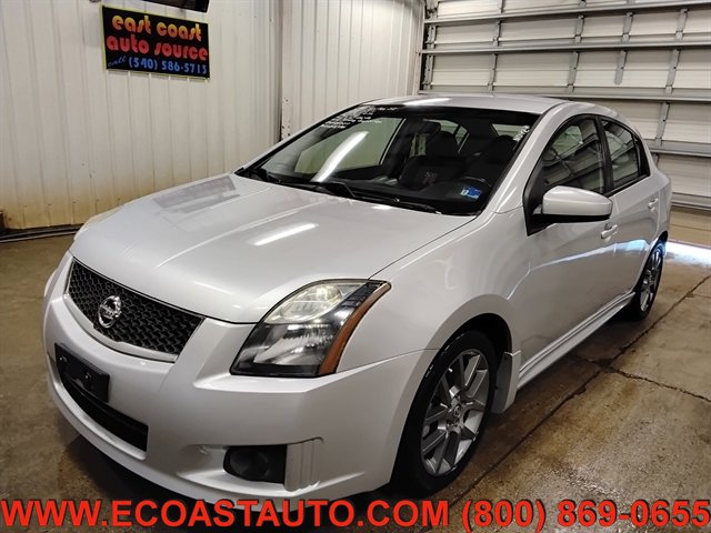 Used 2011 Nissan Sentra SE-R Spec V image 4