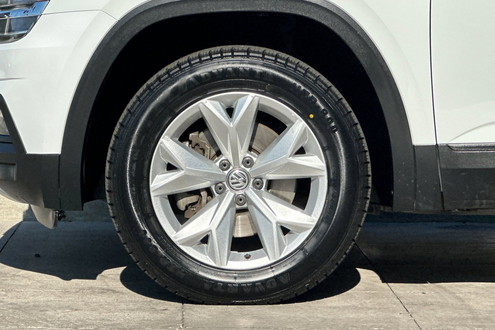 Used 2018 Volkswagen Atlas SE image 27