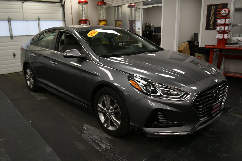 Used 2018 Hyundai Sonata SEL w/ Cargo Package image 2