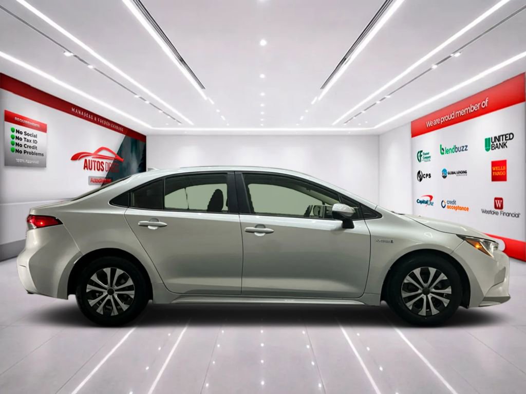 Used 2020 Toyota Corolla LE image 9