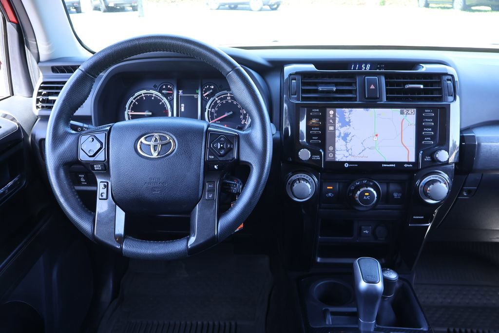 Certified 2020 Toyota 4Runner TRD Off-Road AWD/4WD image 17