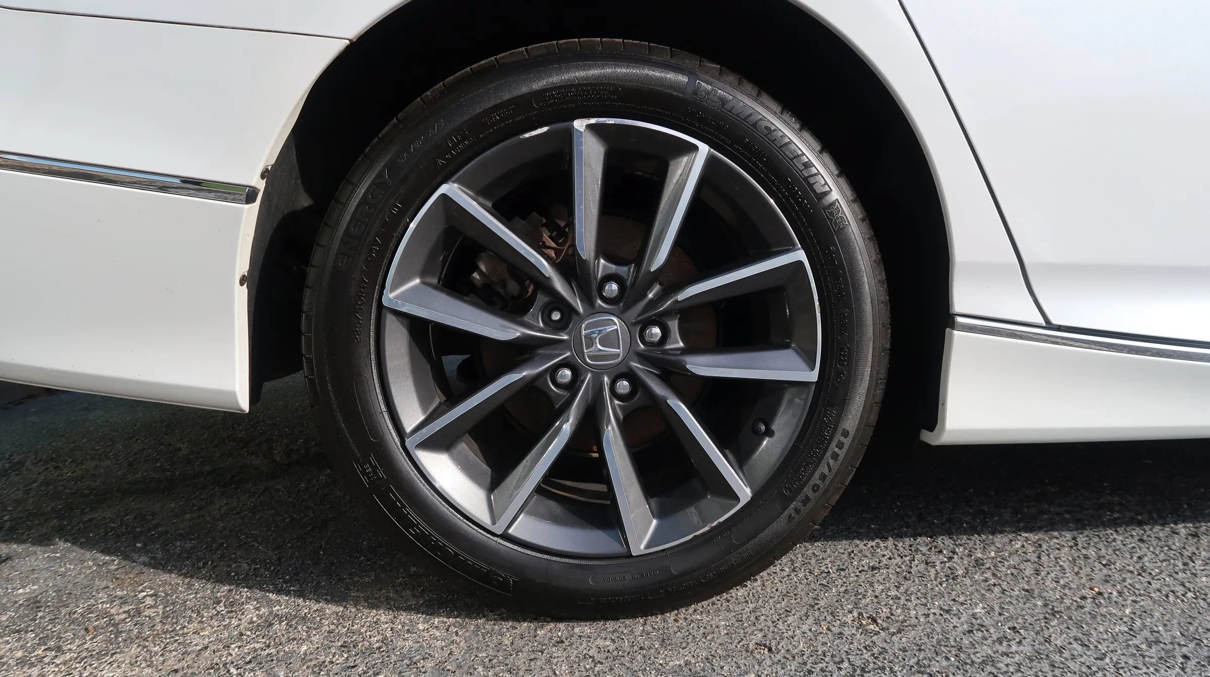 Used 2021 Honda Accord EX-L image 49