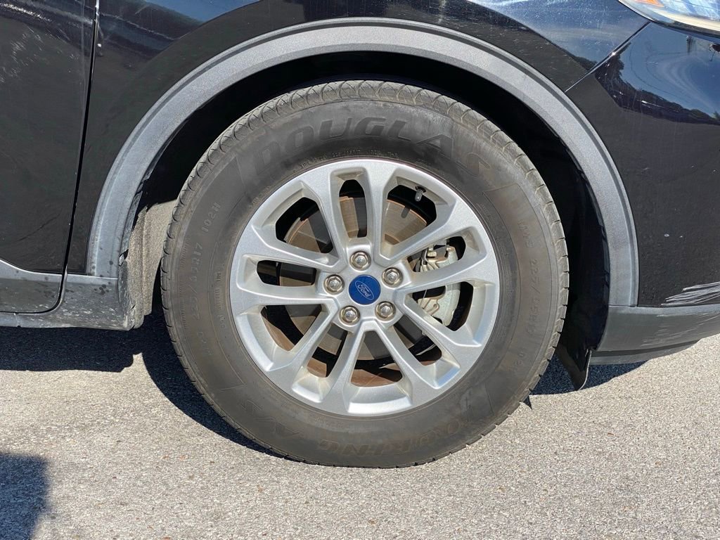 Used 2020 Ford Escape SE image 34