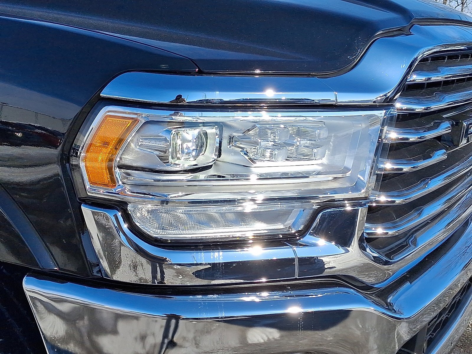 Used 2022 RAM 3500 Limited image 10