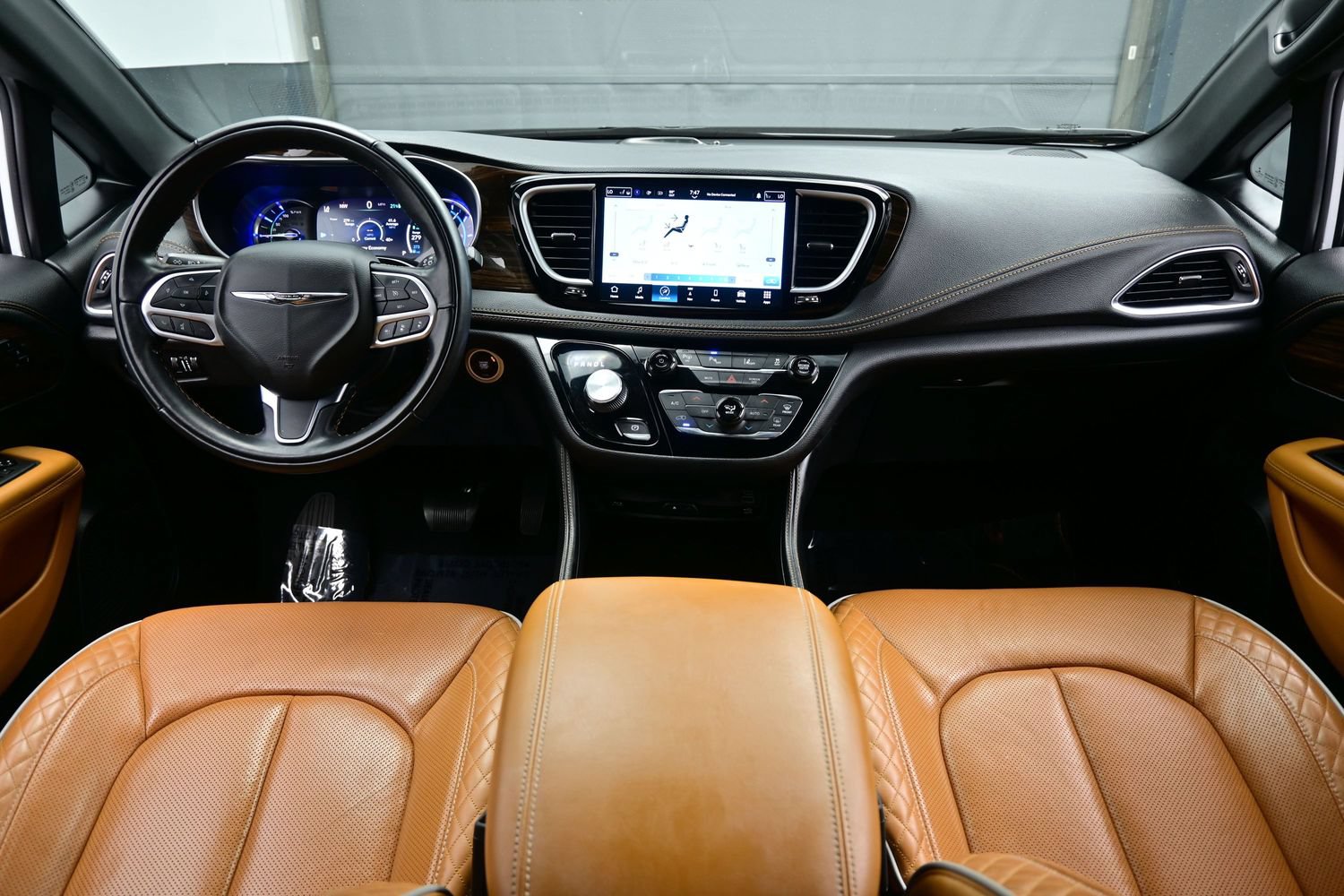Used 2022 Chrysler Pacifica Pinnacle FWD image 18