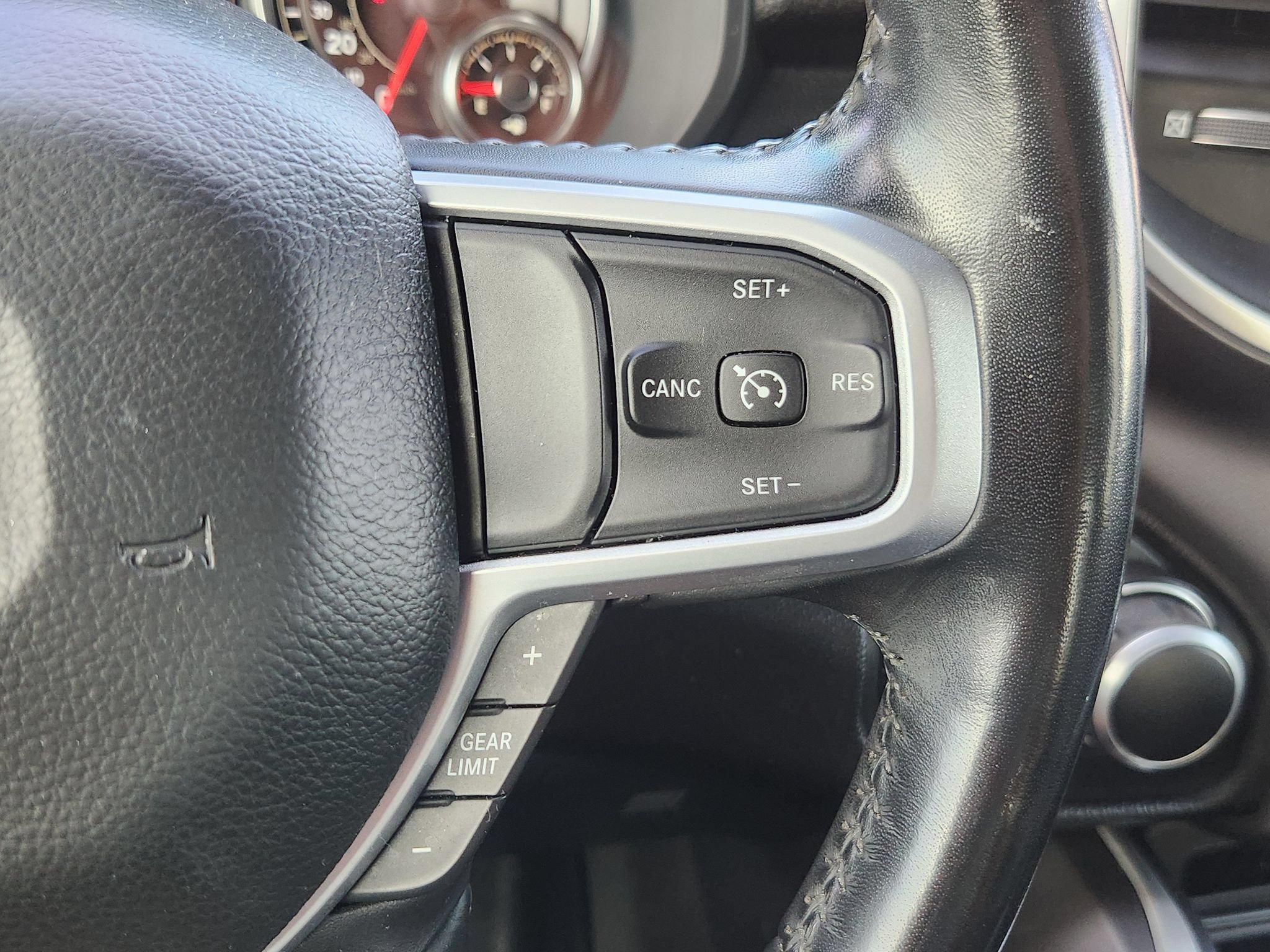 Used 2022 RAM 1500 Lone Star AWD/4WD image 31