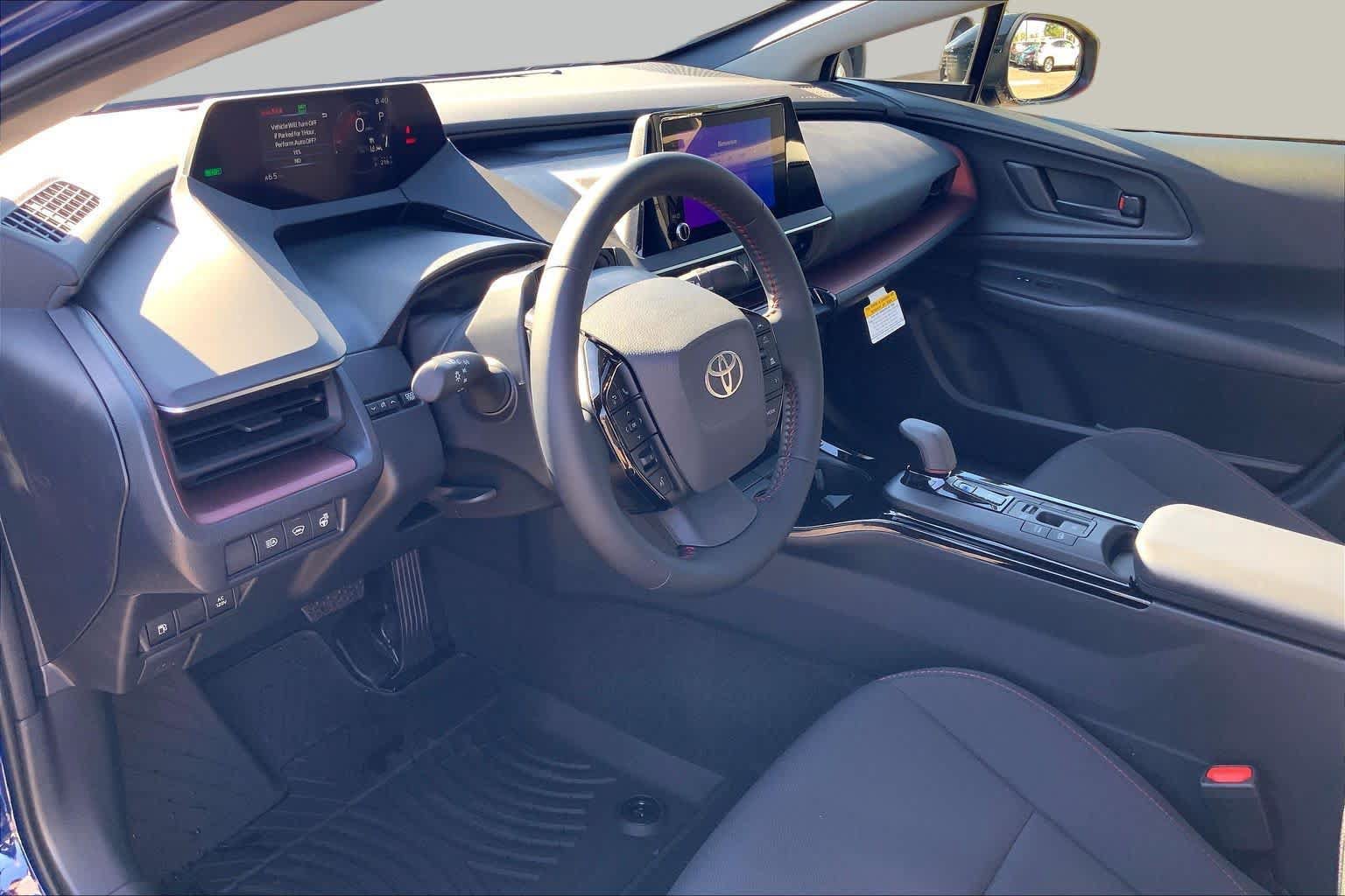 New 2026 Toyota Prius Plug-In Hybrid FWD image 8