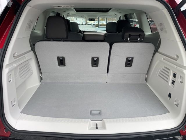 New 2026 GMC Acadia Denali w/ Super Cruise Package image 19