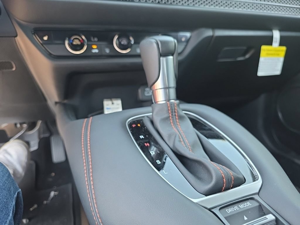 Certified 2025 Honda HR-V Sport image 18
