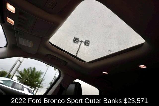 Used 2022 Ford Bronco Sport Outer Banks w/ Tech Package AWD/4WD image 8