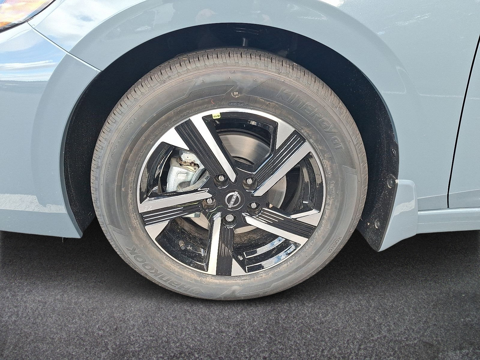 New 2025 Nissan Sentra SV image 4