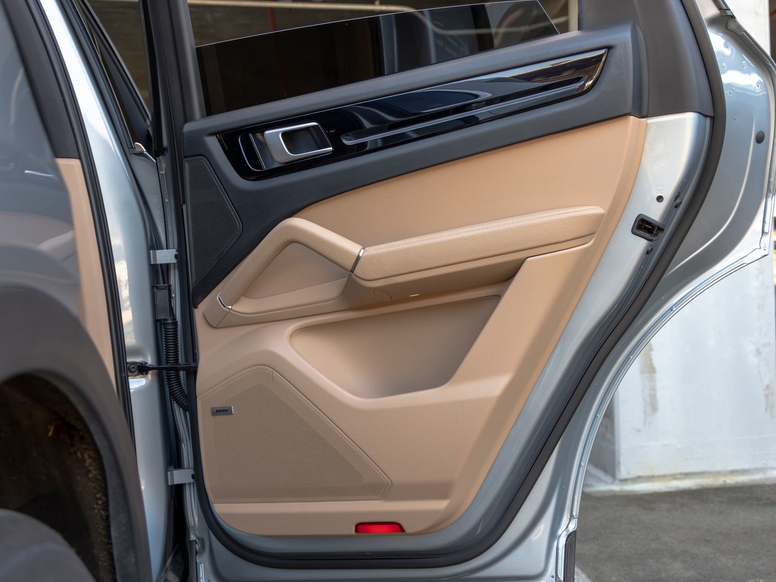 Certified 2020 Porsche Cayenne image 49